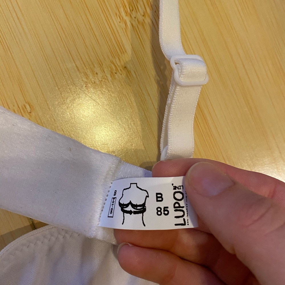 Simple white bra RARE - Picture 8 of 11